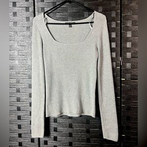 Grey Banana Republic Sweater. Size Medium. Like NEW!